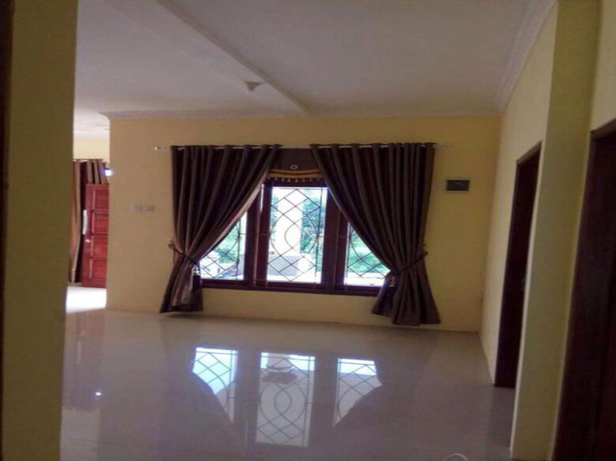 Others 3, Villa Bravira, Bogor
