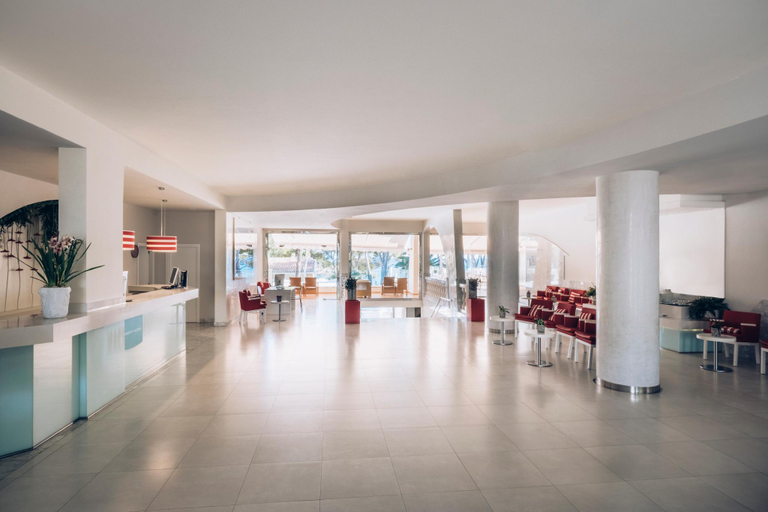 Public Area, Iberostar Waves Pinos Park, Baleares