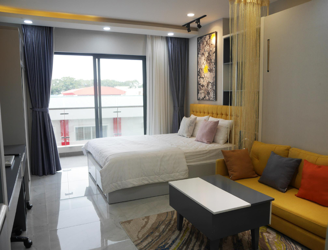 Bedroom 3, Lee's EverRich Resort 2Beds, With Balcony Pool Gym, District 5