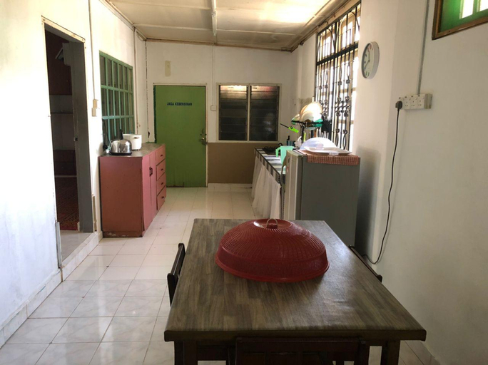 Kitchen, AbgZul Homestay is a bunglow building, Kota Bharu