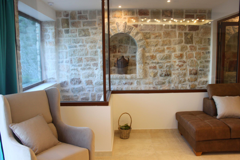 Public Area, Luka Villa, Cucuci - Budva, Montenegro
