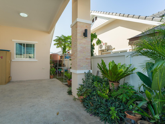 Sandy Home Sattahip, Sattahip