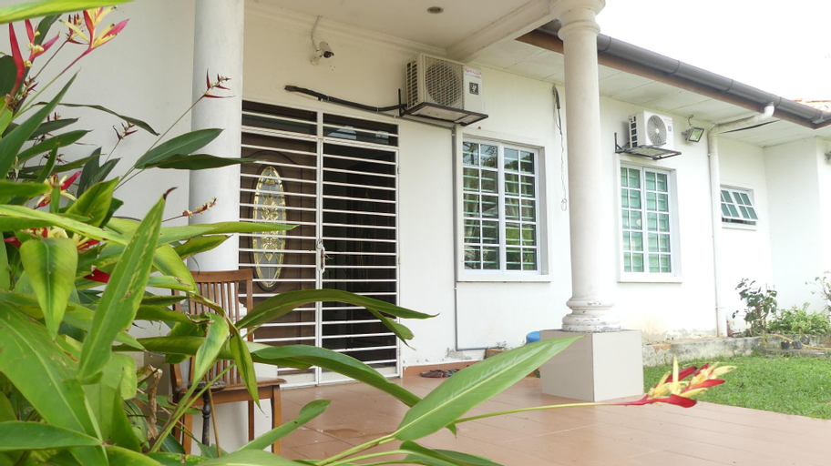 Villa Masidah, Sg Buloh (Private Room 2 adults), Shah Alam