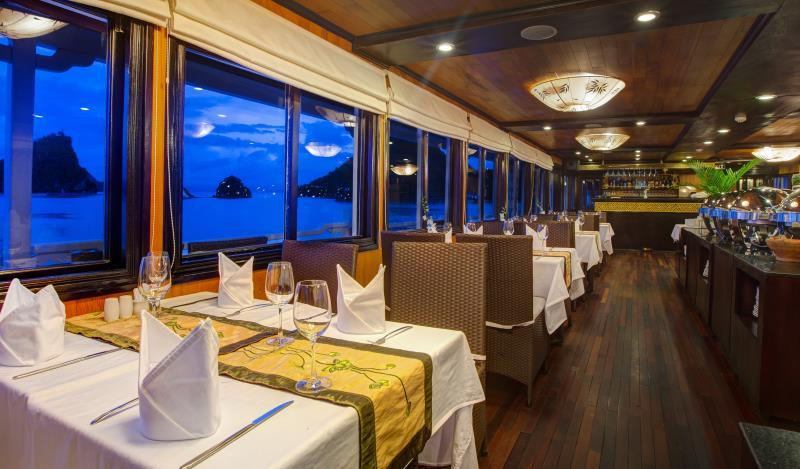 Public Area, Syrena Cruise, Hạ Long