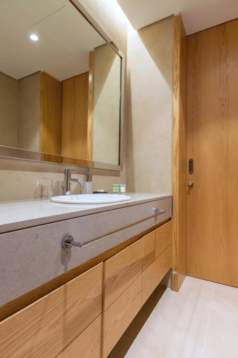 Bathroom 4, Delta Hotel Apartments