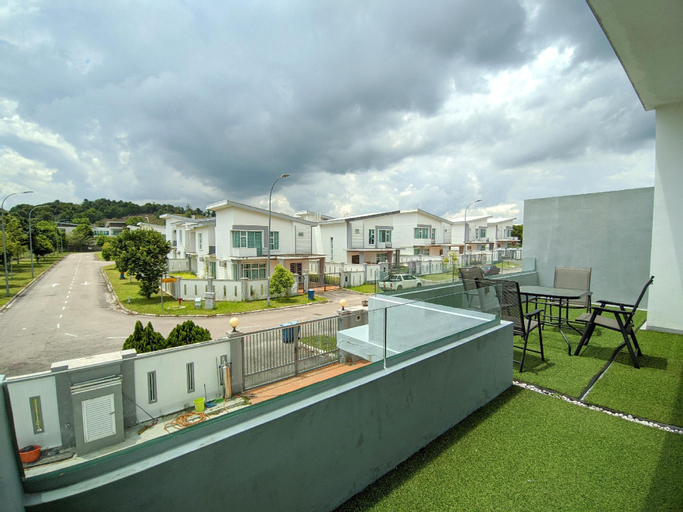 Fun Villa 4+1Rm 12-22px Wifi/BBQ/Netflix/SteamBoat, Kota Tinggi