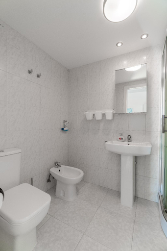 Bathroom 2, TROPIC MAR Levante beach apartments, Alicante