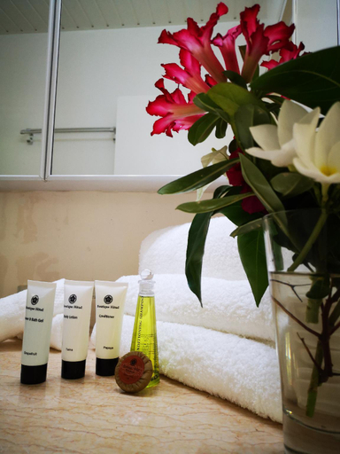 Bathroom 4, Tiare by Lagoon Dream