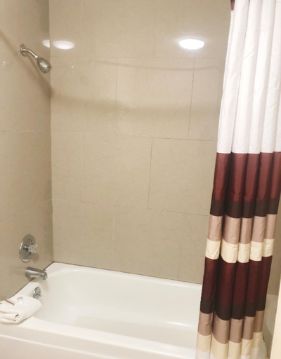 Evergreen Inn & Suites Portland Airport, Multnomah