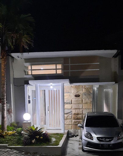 Exterior & Views 1, Villa Keluarga Permata, Malang