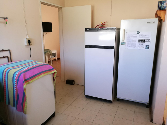 Others 4, OYSTER BAY DIE GROENHUISIE , Cacadu