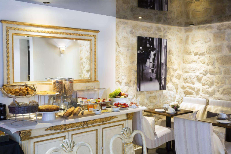 Food & Drinks 5, Residence du Lion d'Or Louvre, Paris