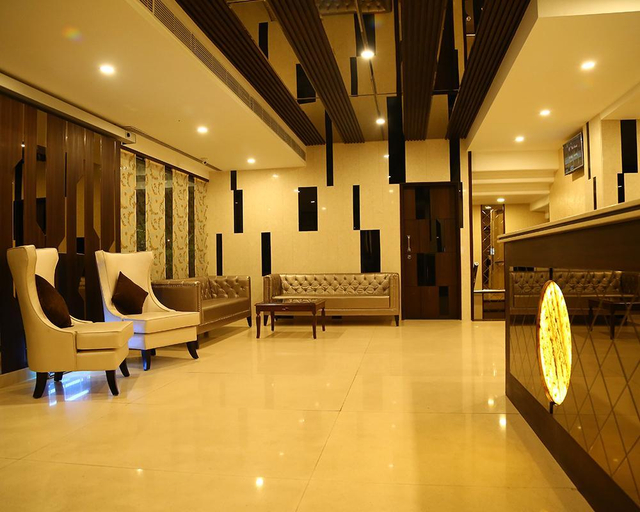 Others 4, Hotel Park Grand, Chandigarh