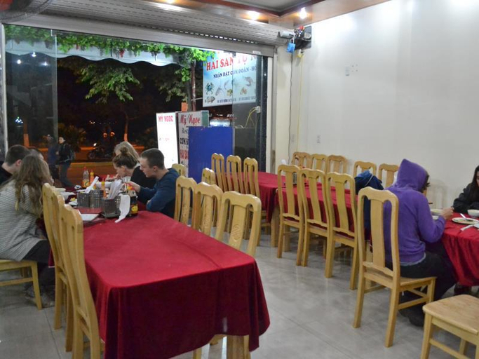 Food & Drinks 5, My Ngoc Hotel, Cát Hải