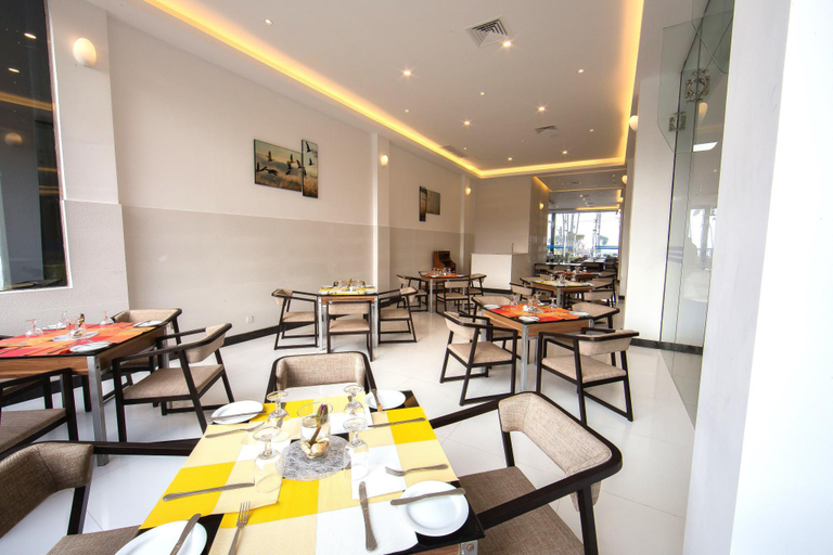 Food & Drinks 5, Club Waskaduwa Beach Resort & Spa, Kalutara