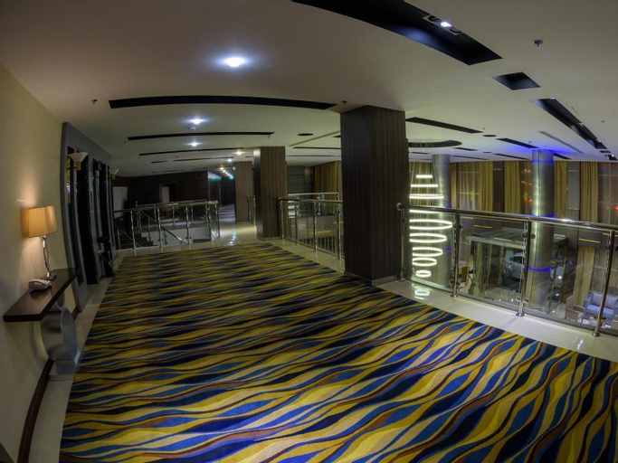 Others 3, Park Hotel Baljurashi