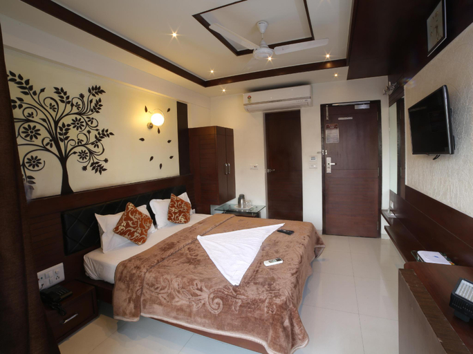 Others 5, Hotel Grand Pragati, Surat