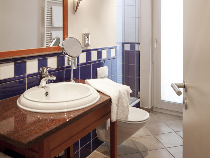Bathroom 5, Hotel Villa Orange, Frankfurt am Main