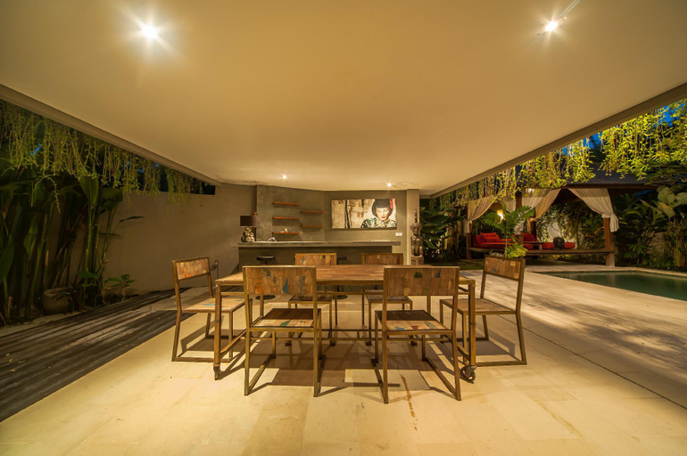 Food & Drinks 5, Luxury Villa Kamehameha 4 Bdrm in Seminyak , Badung