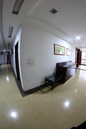 Others 2, Mayor Hotel, Darjiling
