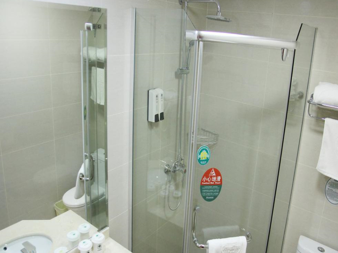 Bathroom 3, GreenTree Inn MaAnshan Economic Development District Hongqi South Road Express Hotel, Ma'anshan