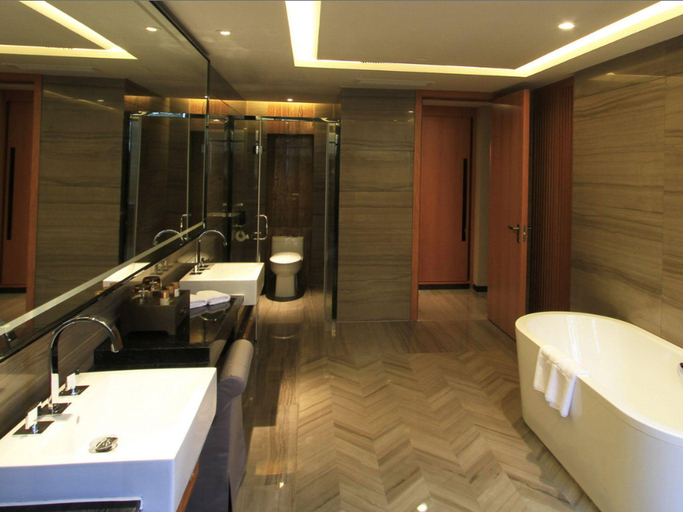 Bathroom 4, Zhangjiagang Zhonglian GDH International Hotel, Suzhou