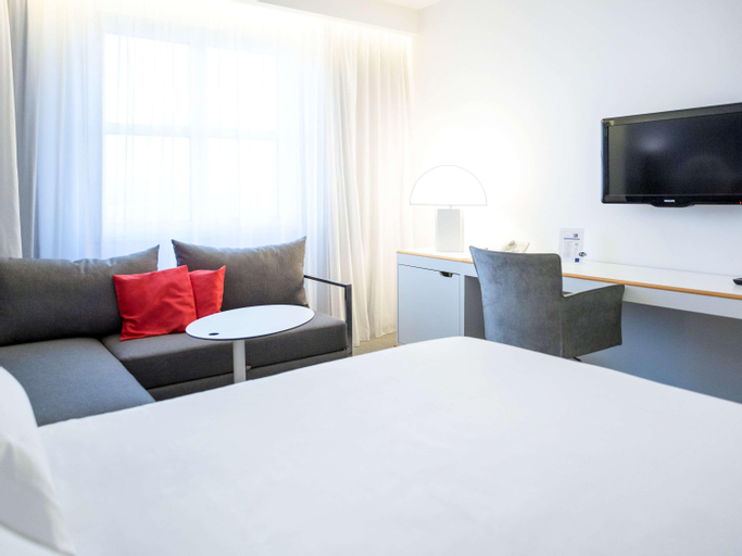Bedroom 14