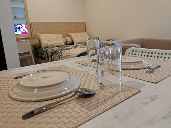 Dining Room 16