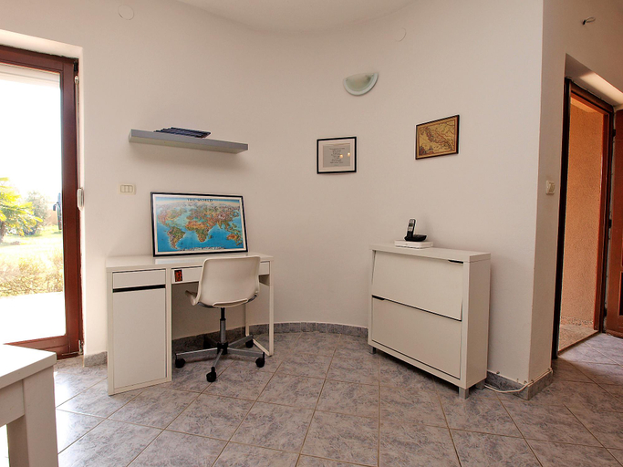 Others 4, Apartment 799, Vodnjan