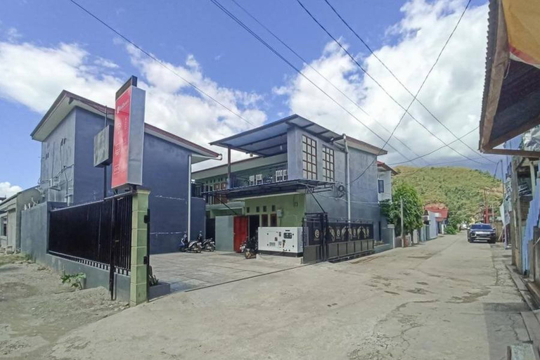 Exterior & Views 2, RedDoorz @ Waena Jayapura, Jayapura
