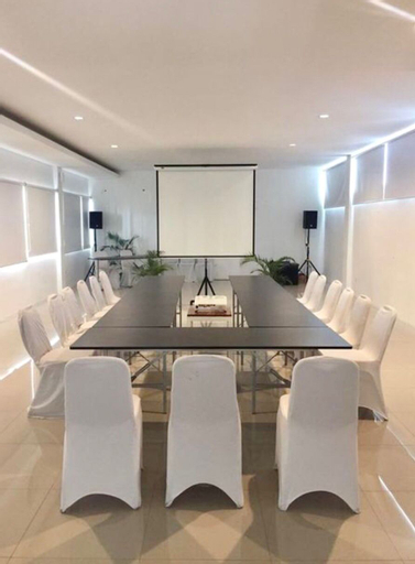 Business Facilities 21