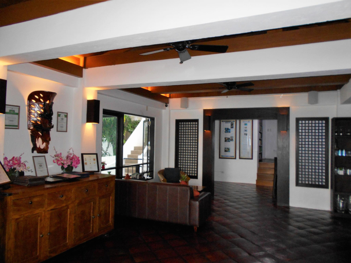 Public Area 4, Out of the Blue Resort, Puerto Galera