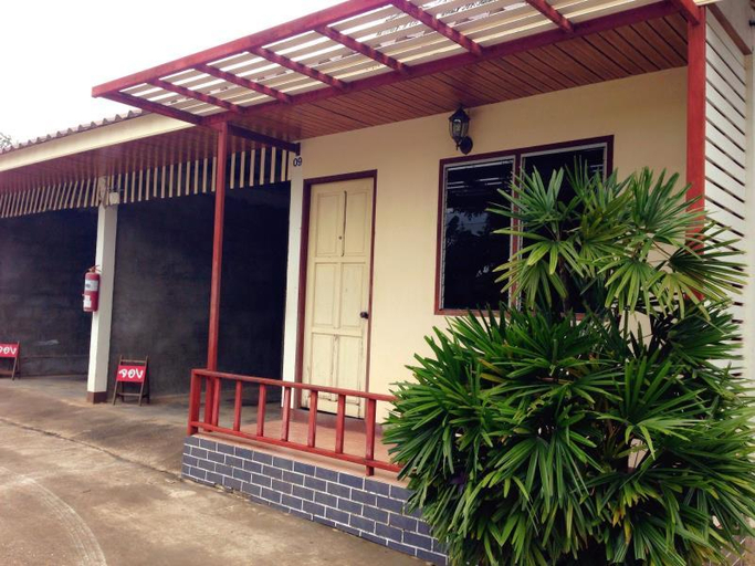 Others 2, Zigzag Resort, Muang Mukdahan
