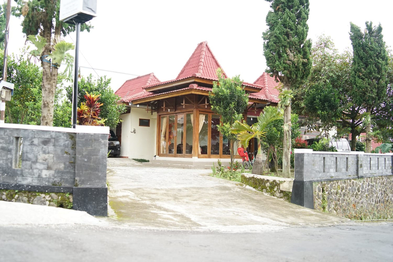 Villa Omah Kemuning 1, Karanganyar
