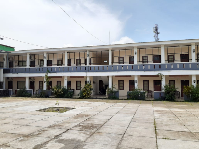 Exterior & Views 2, Wisma Khusus Peristirahatan Keluarga, Tulungagung