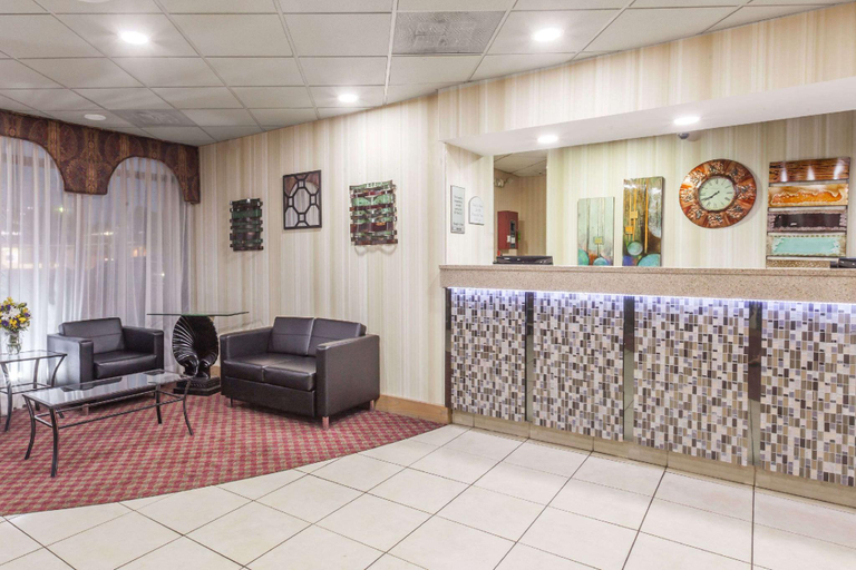 Public Area 2, Ramada by Wyndham Lebanon, Wilson