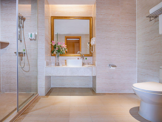 Bathroom 4, Vienna International Hotel Yangjiang Jiangcheng District Center, Yangjiang