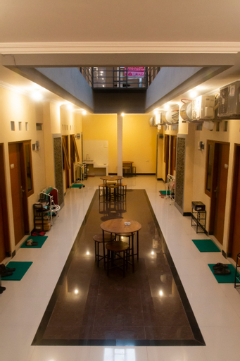 Food & Drinks, Griya Monjari, Solo