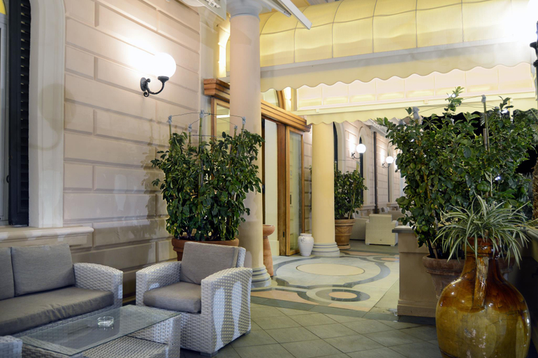 Public Area 4, Grand Hotel Vittoria, Pistoia