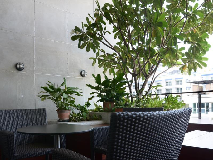 Food & Drinks 5, The September Salaya, Phuttha Mon Thon