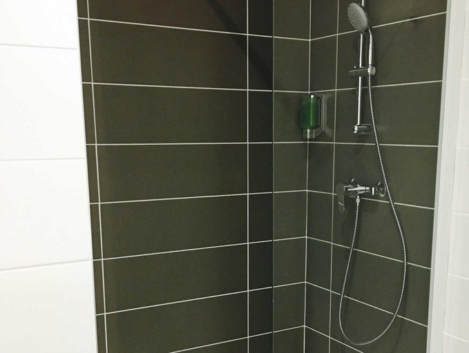 Bathroom 2, Comfort Hotel MARTIGUES SAINT-MITRE, Bouches-du-Rhône