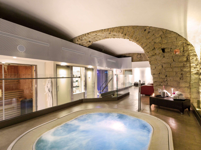 Sport & Beauty 3, Palazzo Caracciolo Naples, Napoli