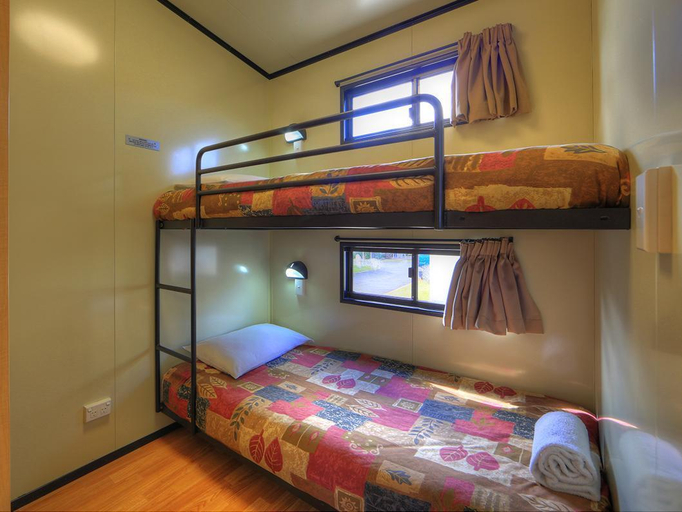 Bedroom 2, BIG4 Toowoomba Garden City Holiday Park, Toowoomba - West