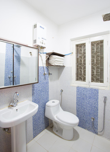 Bathroom 5, Kathmandu Nomad hotel, Bagmati
