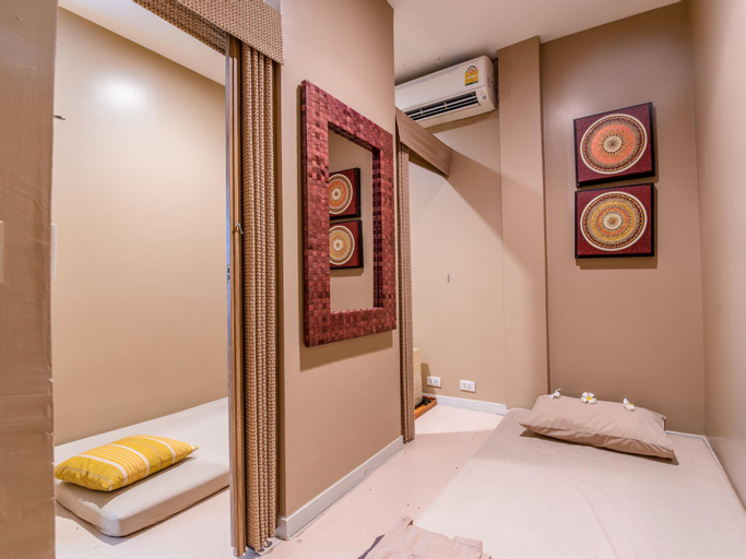 Bedroom 4, Beyond Suite Hotel, Bang Plad
