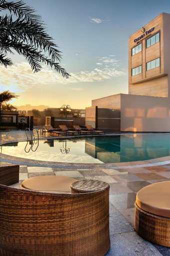 Exterior & Views 2, Golden Tulip Hotel Bhiwadi, Alwar