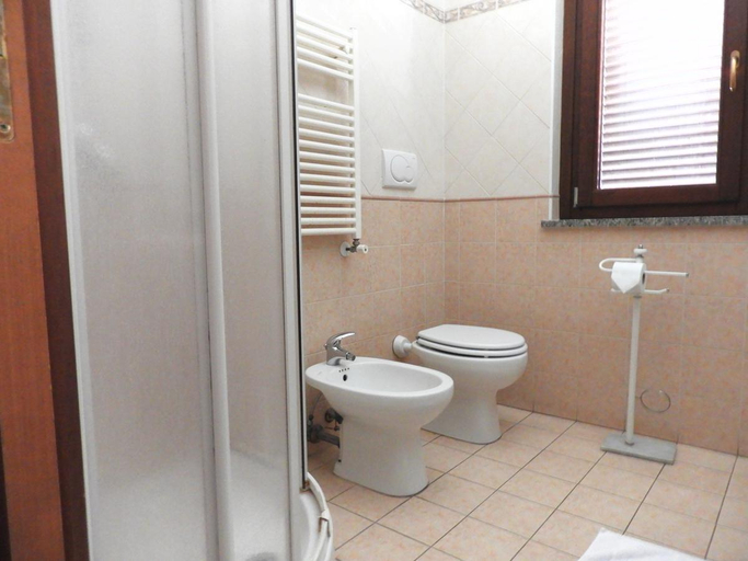 Bathroom 4, B&B L’ Isola Fiumicino, Roma