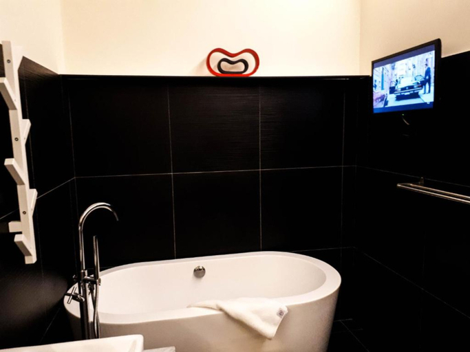 Bathroom 5, Bei Boutique Hotel Muar, Muar