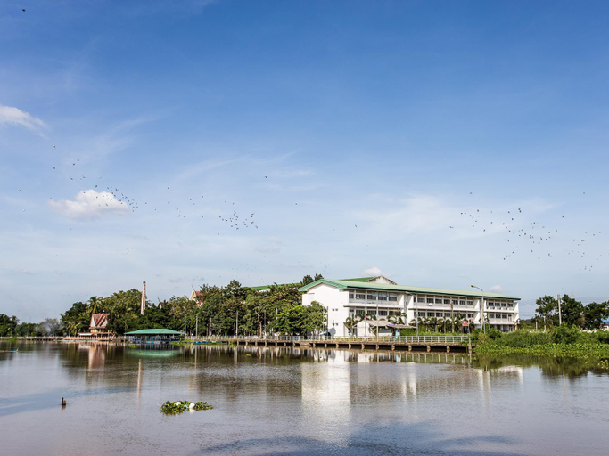 Others 4, Thararin Villa, Doembang Nangbua