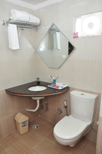Bathroom 3, Hotel Palash Residency Ranchi, Ranchi